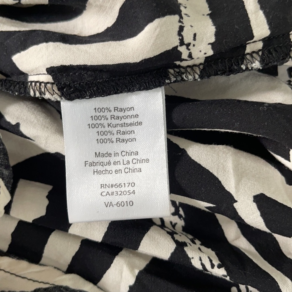 Sam & Lavi - Picture 7 of 8